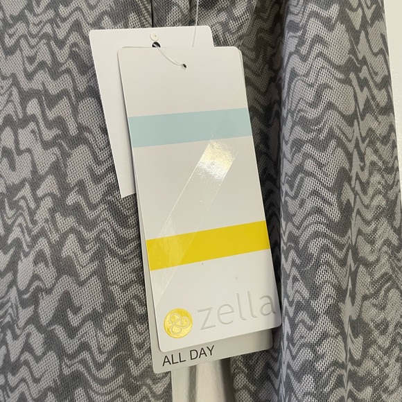 NWT Zella Activewear Long Sleeve Sheer Top (L) - Picture 3 of 7
